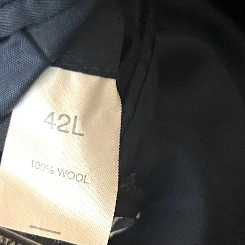 JoS. A. Bank Men's Grey‎ and Black Harris Tweed Wool Sport Coat in Size 42 L